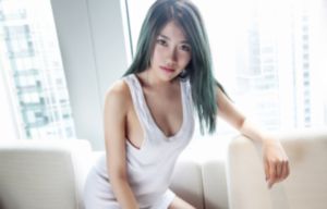 国内美女人妻一级毛片免费看_超清完整视频观看
