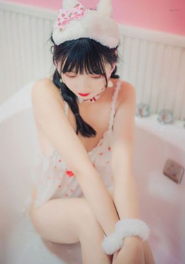 觉得穿孔的感觉很爽是不是m_720在线视频播放